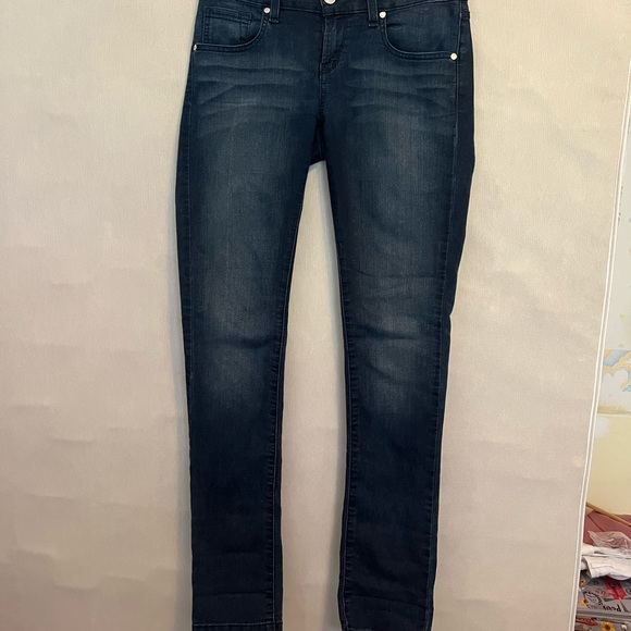 Guess 👖 jeans - Picture 2 of 6